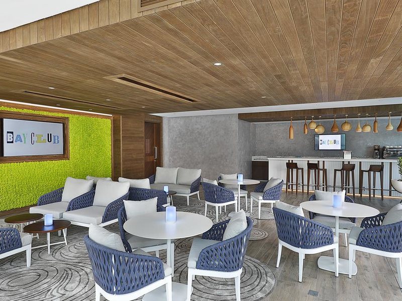 DoubleTree by Hilton Dubai – Business Bay 191647