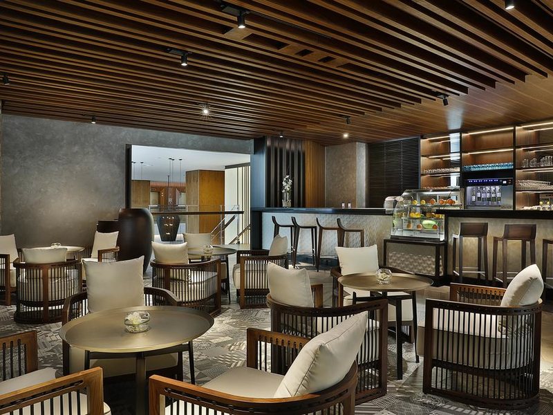 DoubleTree by Hilton Dubai – Business Bay 191648