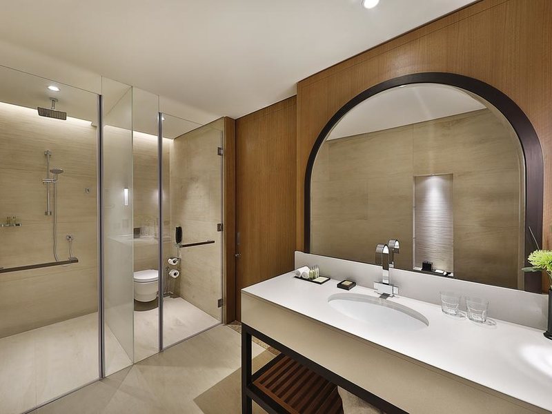 DoubleTree by Hilton Dubai – Business Bay 191664