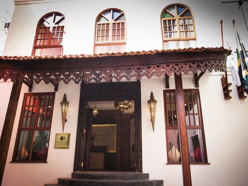 DoubleTree by Hilton Stone Town 322031