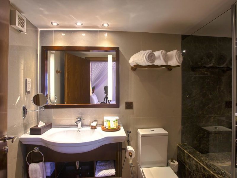 DoubleTree by Hilton Stone Town 322036