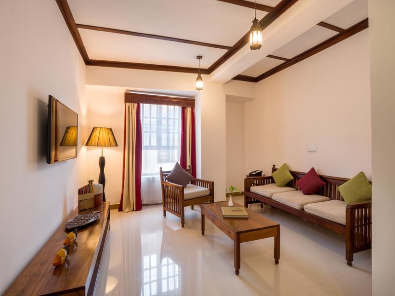 DoubleTree by Hilton Stone Town 322045