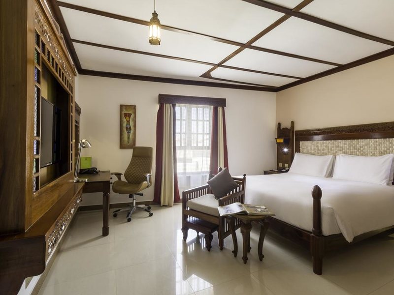 DoubleTree by Hilton Stone Town 322046