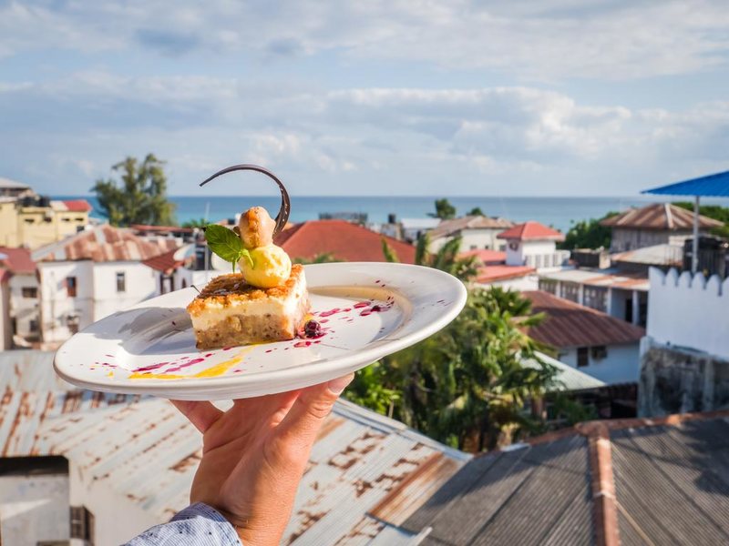 DoubleTree by Hilton Stone Town 322048