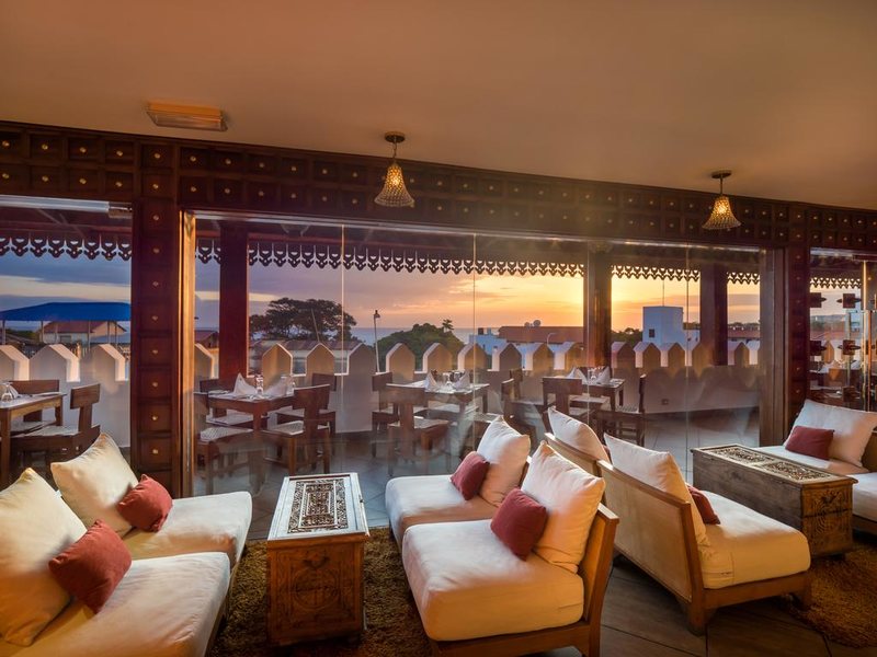 DoubleTree by Hilton Stone Town 322049