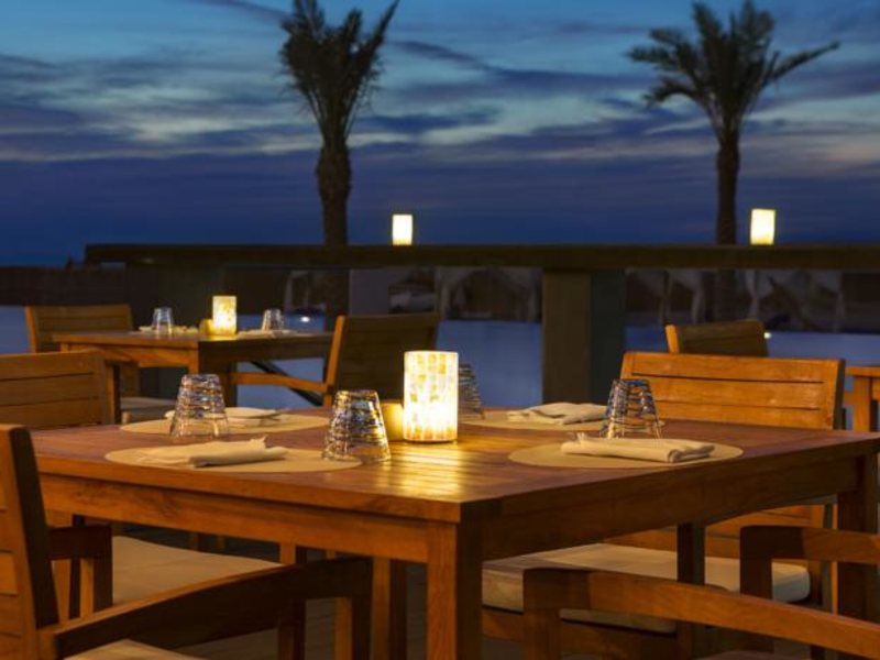 Double Tree by Hilton Dubai Jumeirah Beach  119012
