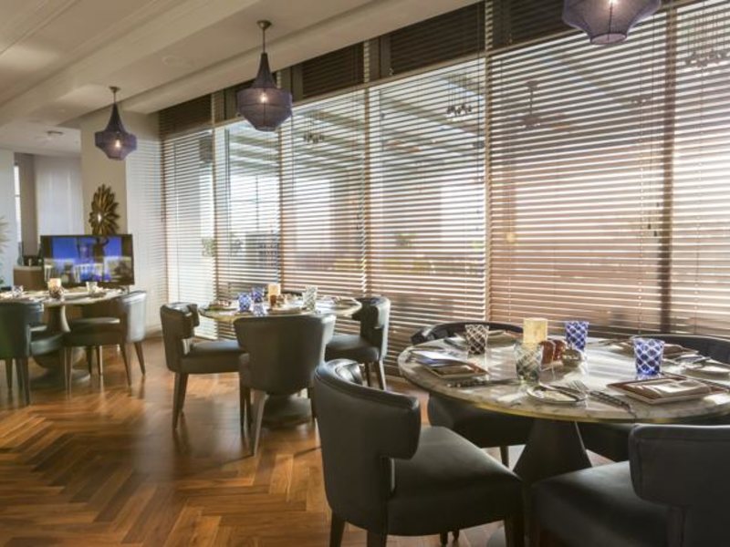 Double Tree by Hilton Dubai Jumeirah Beach  119015