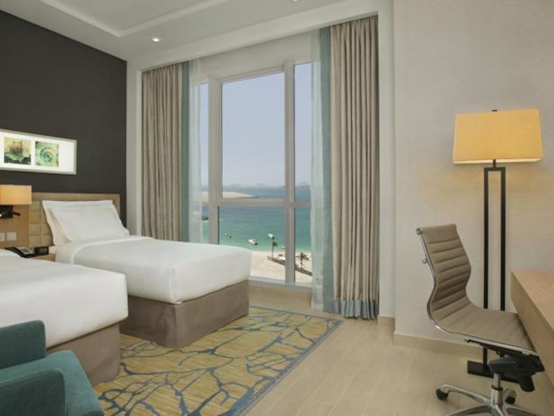 Double Tree by Hilton Dubai Jumeirah Beach  119038