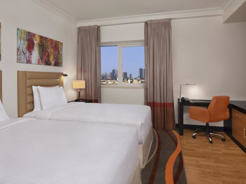 Double Tree by Hilton Hotel & Residence Dubai  116984