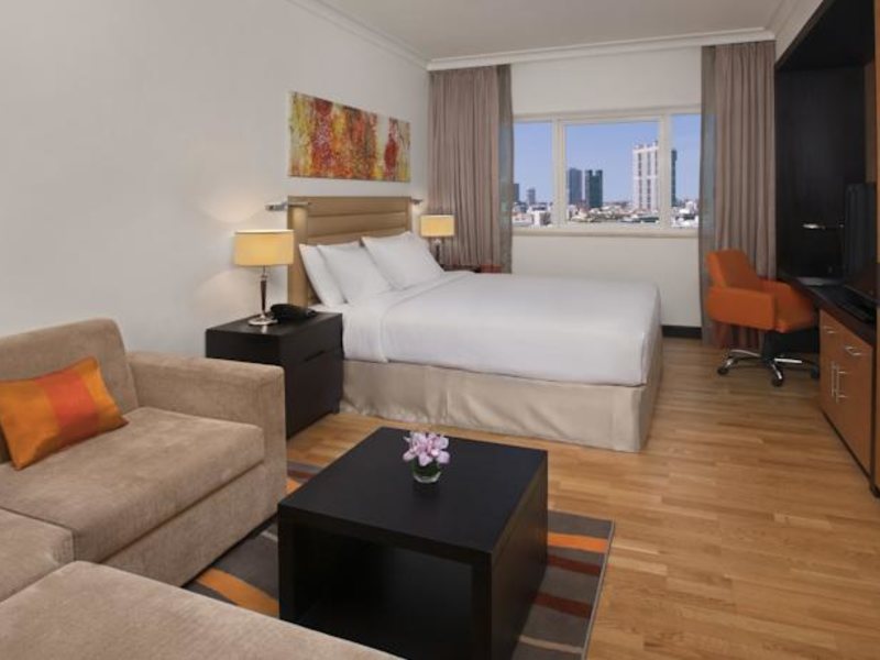 Double Tree by Hilton Hotel & Residence Dubai  116988