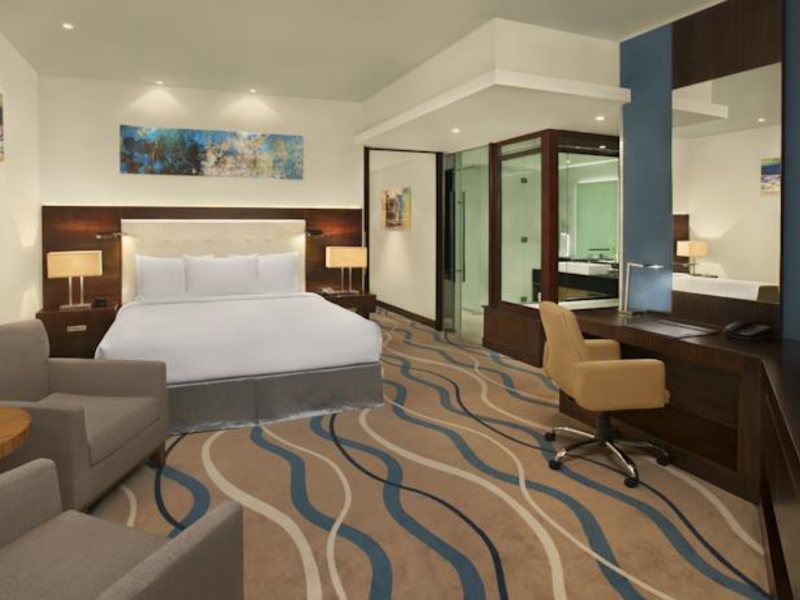 Double Tree by Hilton Hotel & Residence Dubai  116989