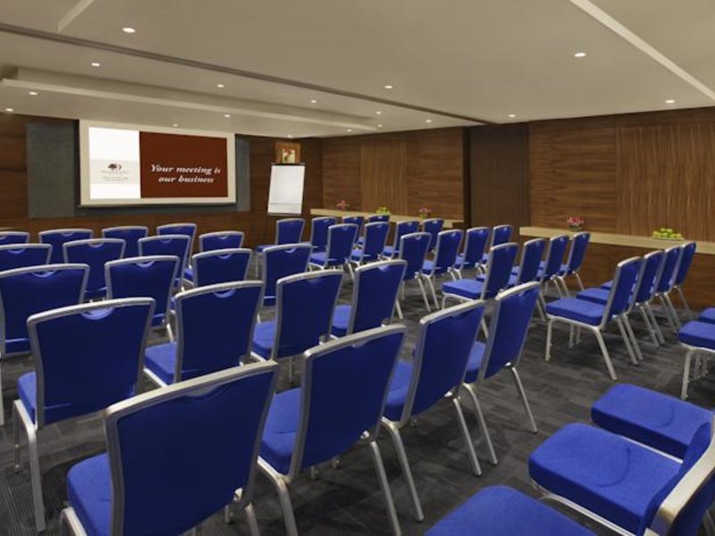 Double Tree by Hilton Hotel & Residence Dubai  116996