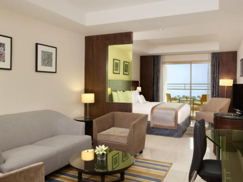 Doubletree By Hilton Aqaba 120389