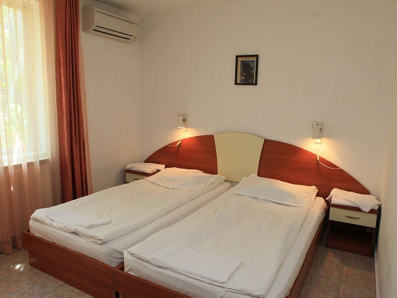 Dramchev Family Hotel 244085