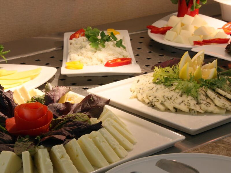 Dream Hill Business Deluxe Hotel 185141