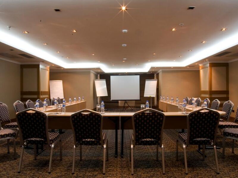 Dream Hill Business Deluxe Hotel 185150