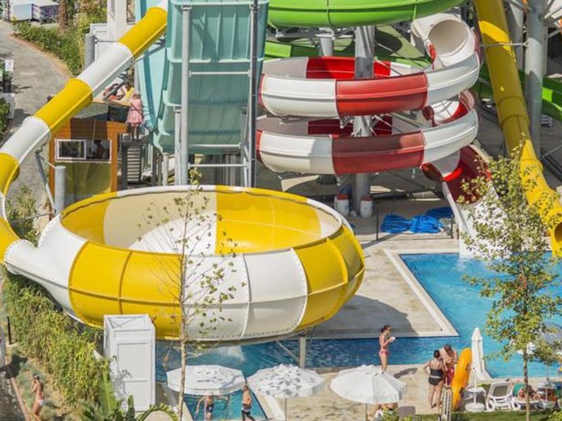 Dream World Aqua Resort & Spa 68088