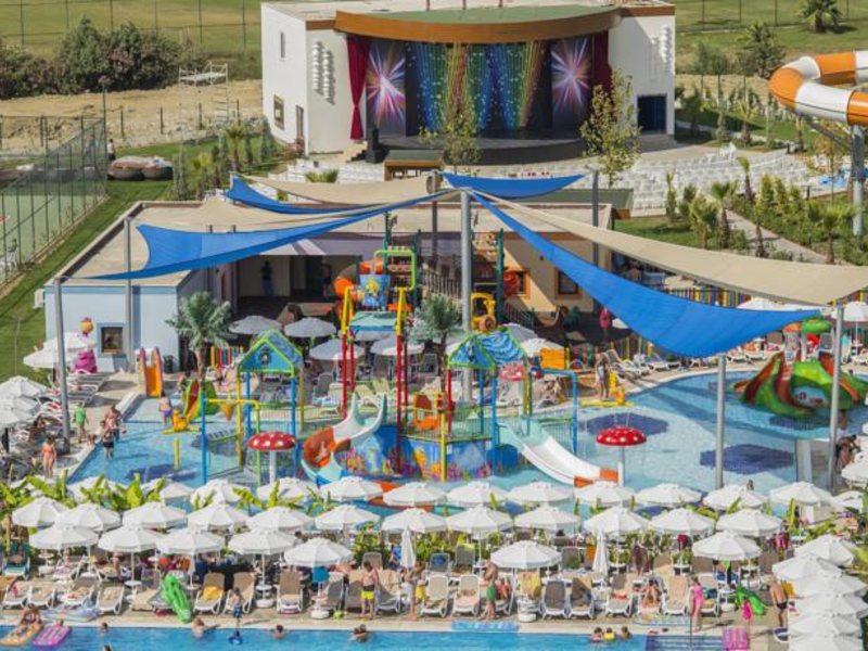 Dream World Aqua Resort & Spa 68091