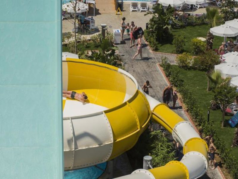 Dream World Aqua Resort & Spa 68094