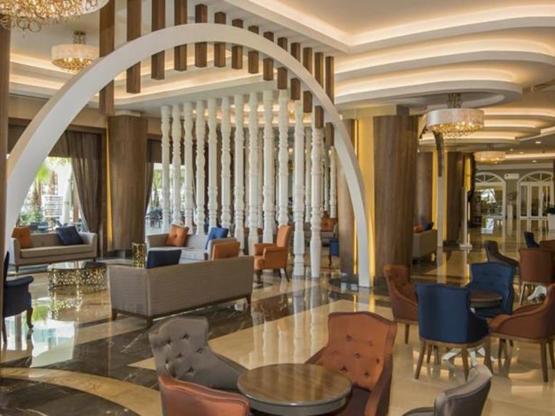 Dream World Aqua Resort & Spa 68110