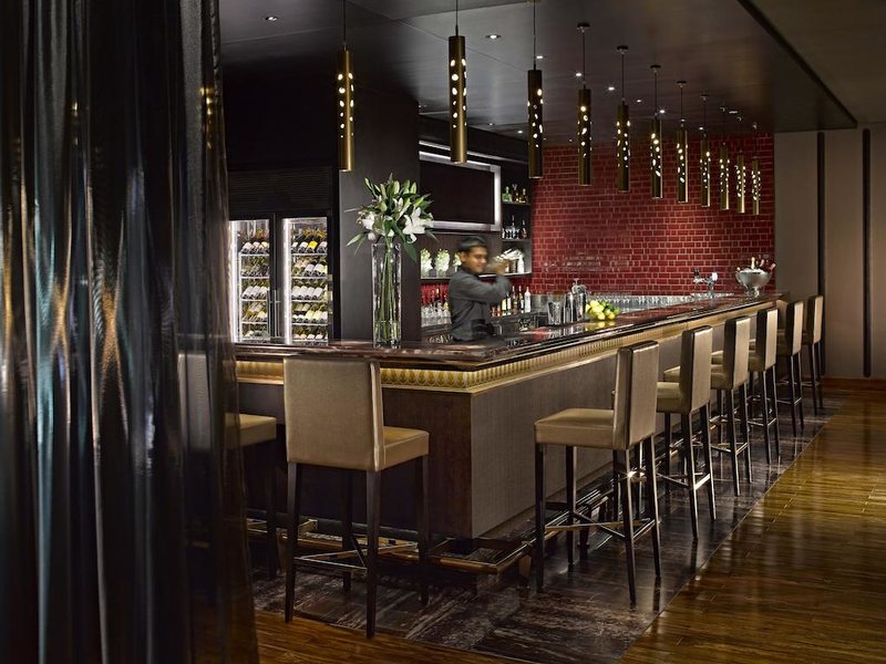 Dusit Thani Abu Dhabi 181658