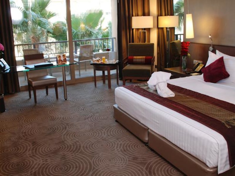 Dusit Thani LakeView Cairo 146779
