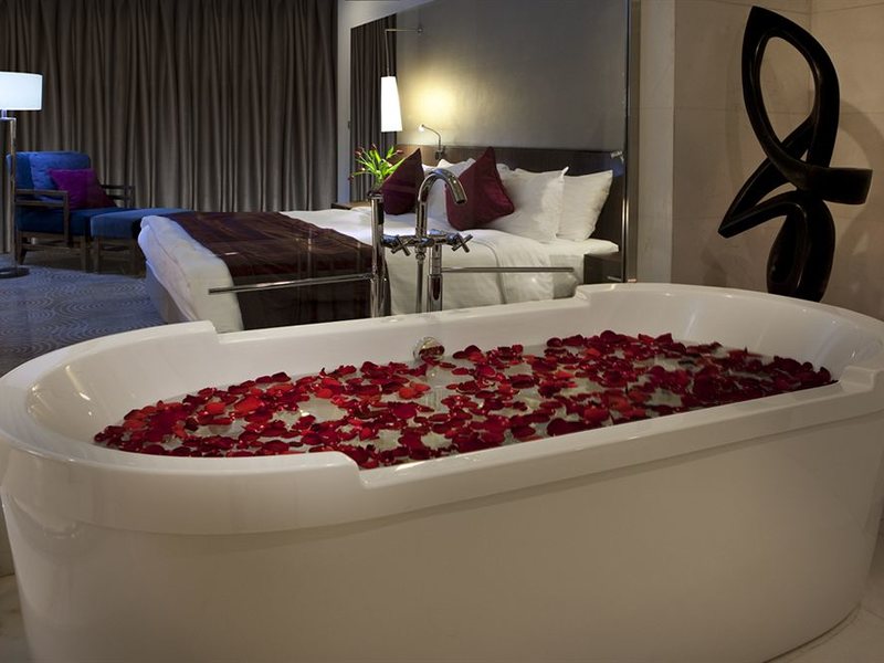 Dusit Thani LakeView Cairo 146790