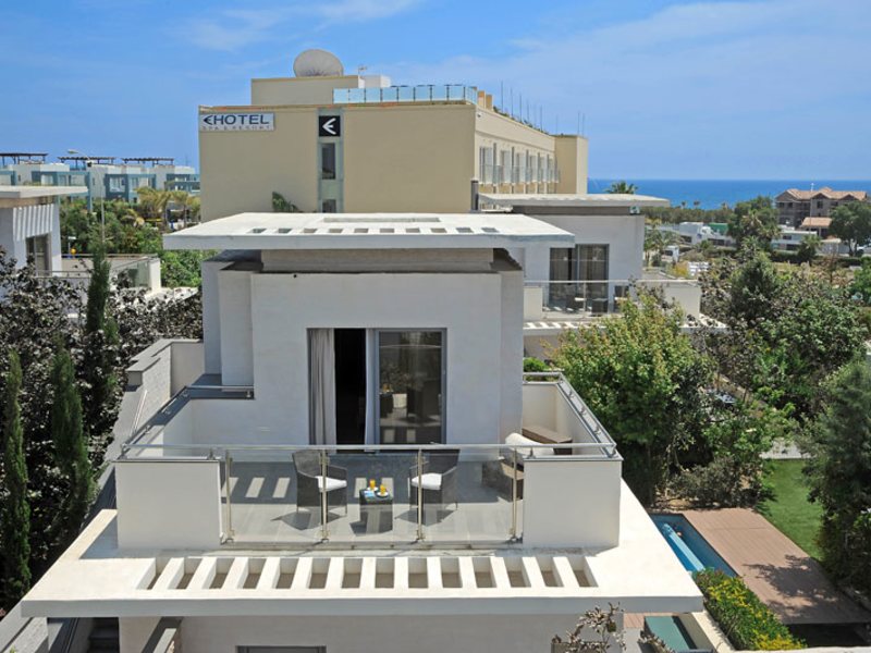 E Hotel Spa & Resort 100679