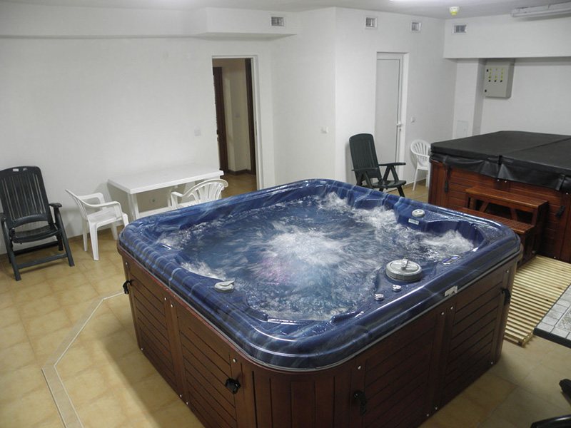 Eagle Lodge Hotel 310420