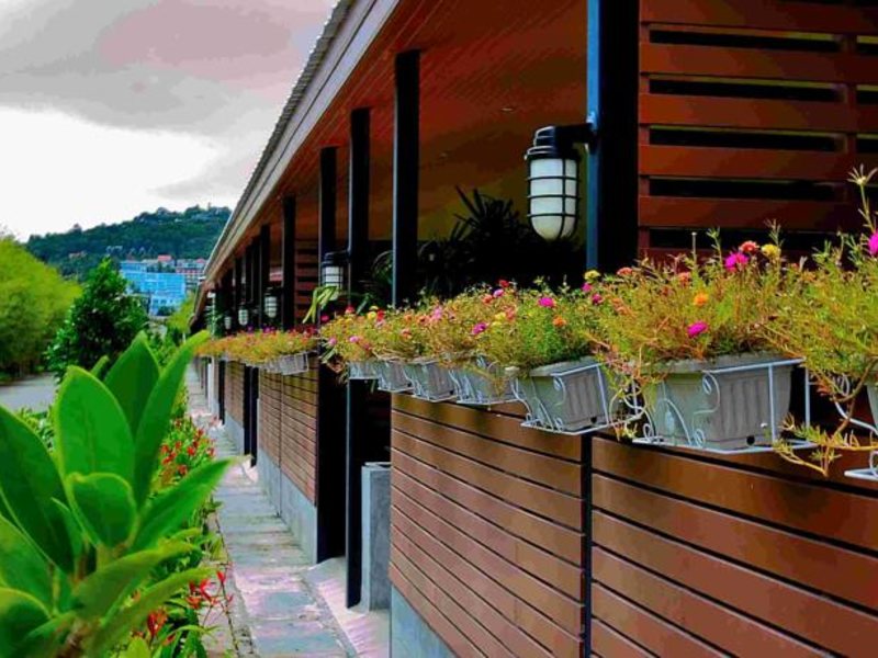 Eazy Resort Kata Beach 141217