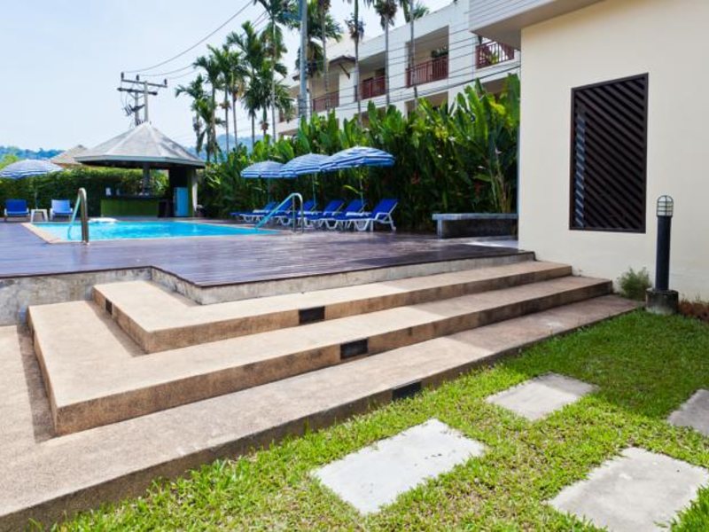 Eazy Resort Kata Beach 141218