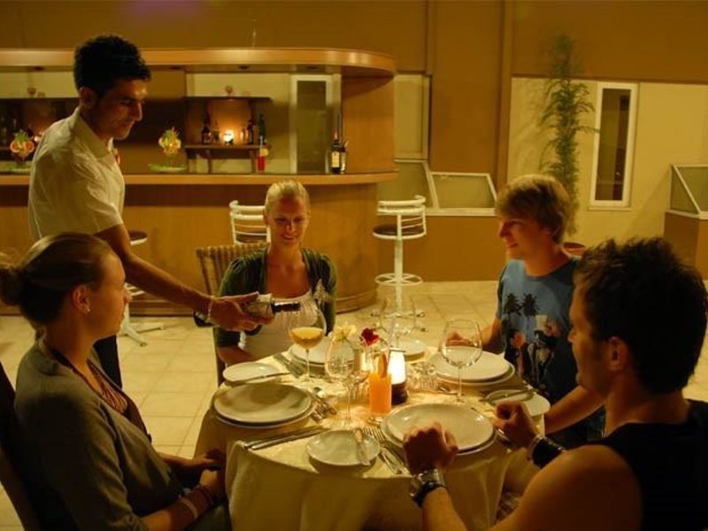 Eken Resort Hotel 60406