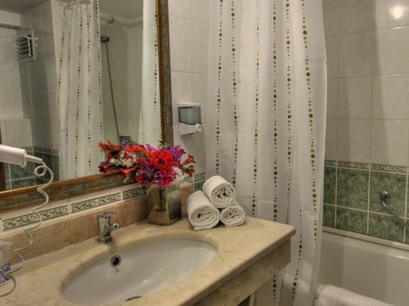 Eken Resort Hotel 60426