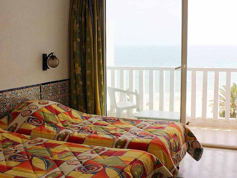 El Hana Beach  16804