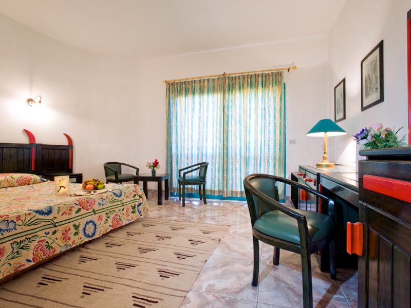 El Samaka Desert Inn   26693