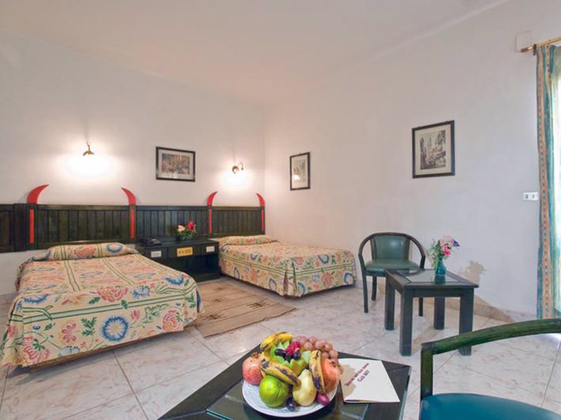 El Samaka Desert Inn   293579