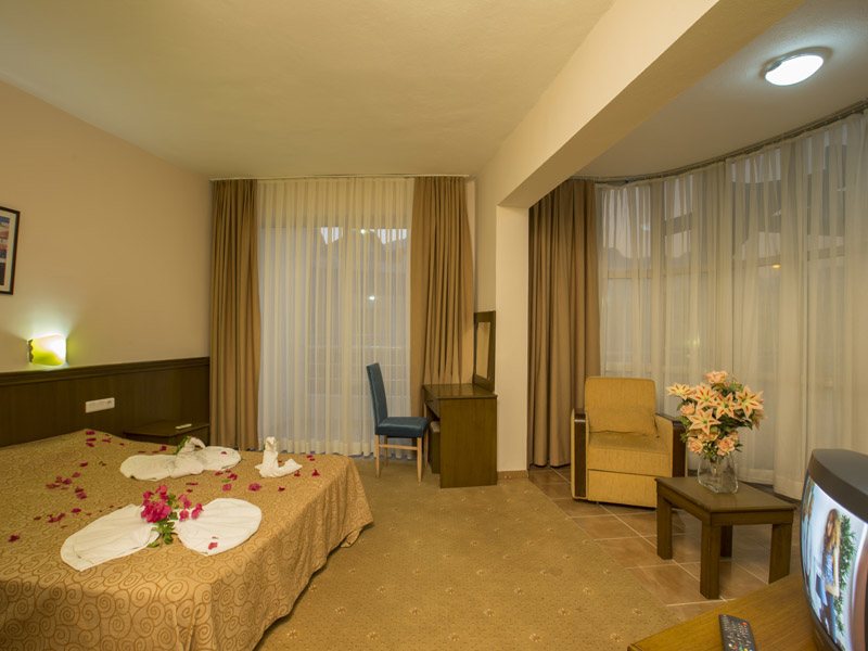 Elamir Felizya (ех 190932