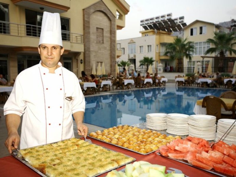 Elamir Grand Lukullus Hotel  (ех 32394