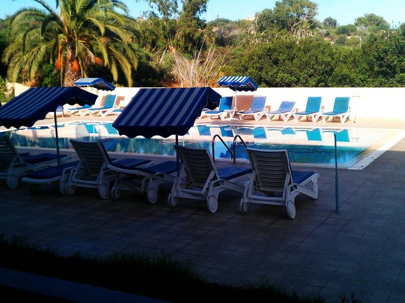 Eleana Hotel Apts  205381