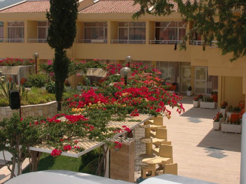 Elegan Garden Hotel 74026