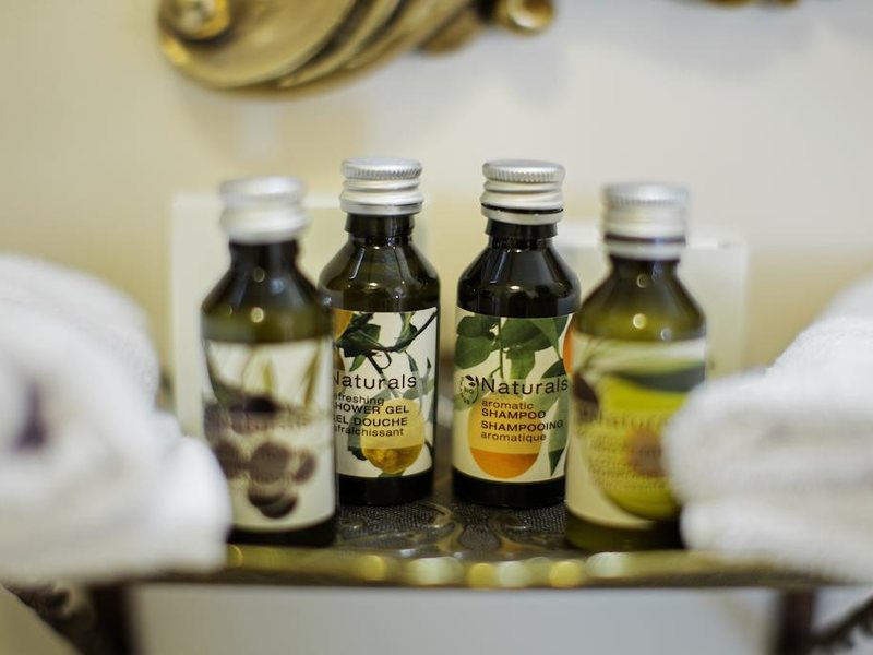 Elegance East Hotel 278869