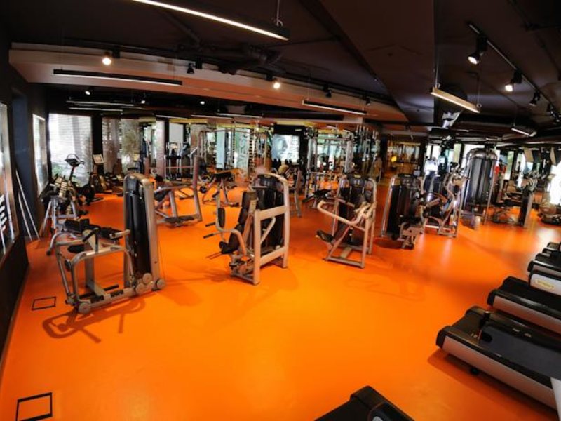 Elegance Hotel International 74051