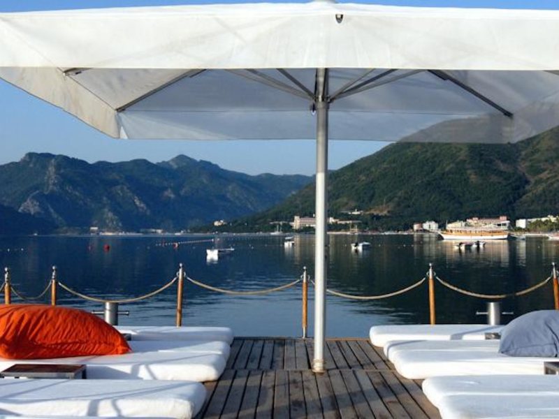 Elegance Hotel International 74053