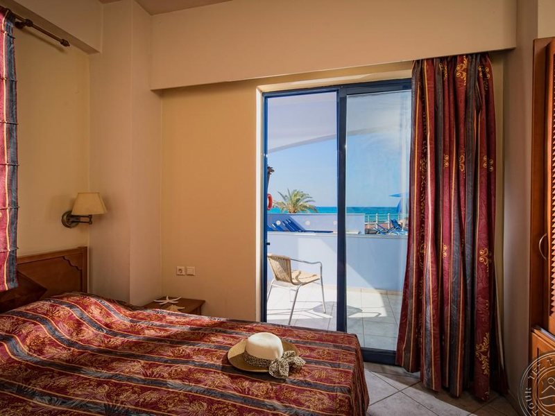 Eleni Beach Hotel 283581