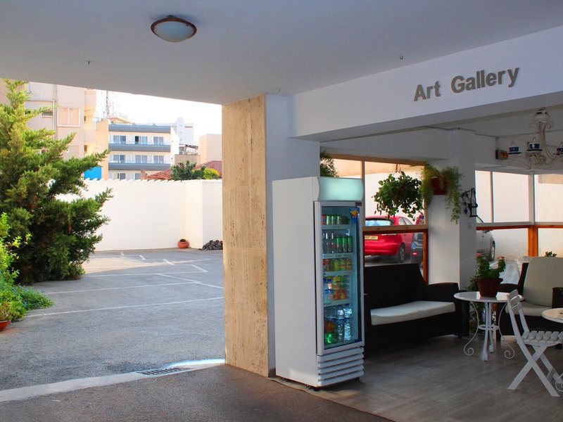 Eleonora Hotel Apts 100695