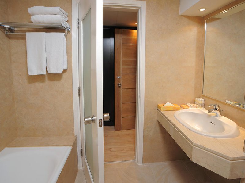 Elias Beach Hotel 305060