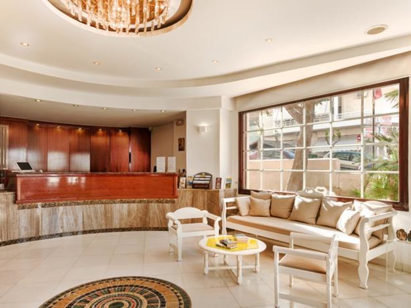 Elina Hotel Apartments 78375