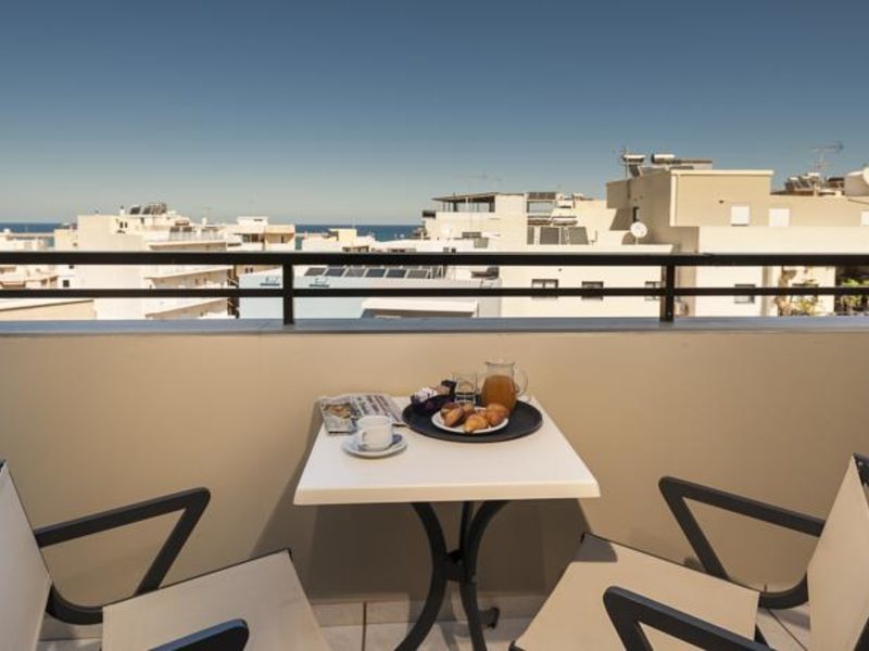 Elina Hotel Apartments 78377