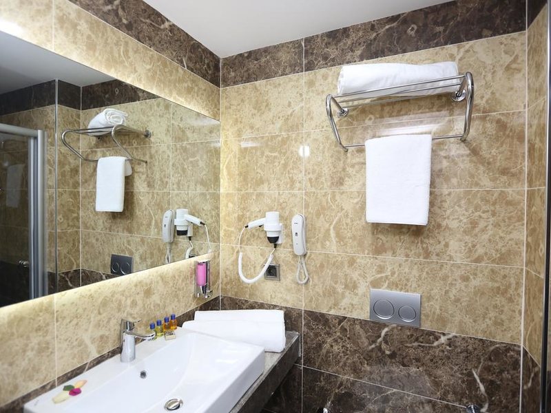 Elips Royal Hotel 241627