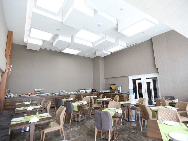 Elips Royal Hotel 241662